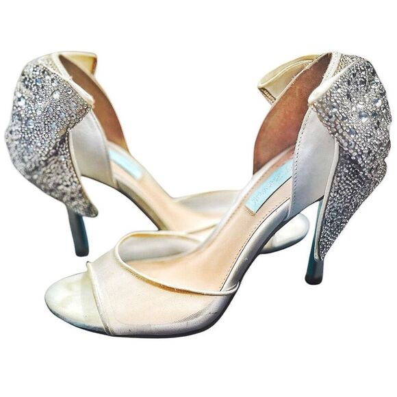 Betsey Johnson Blue Crystal Embellished Stiletto Heels Fairycore Feminine Size 6 - Picture 1 of 8